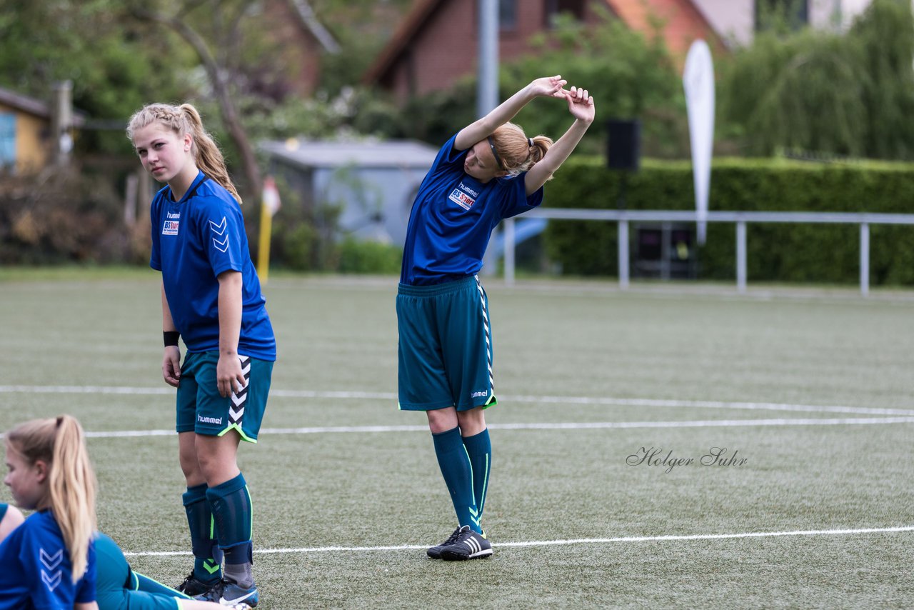 Bild 65 - B-Juniorinnen Pokalfinale VfL Oldesloe - Holstein Kiel : Ergebnis: 0:6